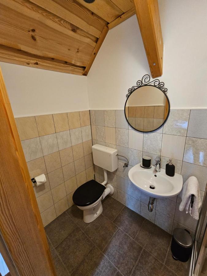 Koca Na Talezu Hotel Блед Екстериор снимка
